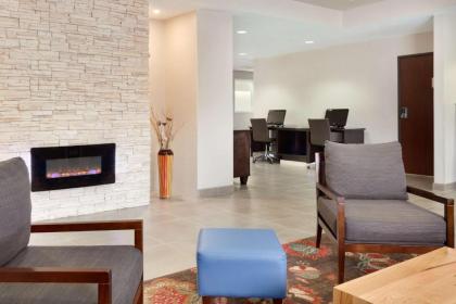 Country Inn & Suites by Radisson Fresno North CA - image 6